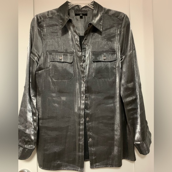 Shimmery metallic blouse, sleeves button at cuff, or fold up button mid sleeve. - Picture 9 of 13